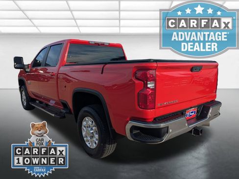 Used 2024 Chevrolet Silverado 2500 LT w/ Texas Edition AWD/4WD image 2