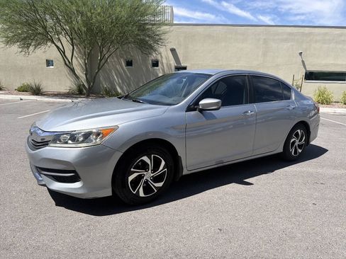 Used 2017 Honda Accord LX image 2