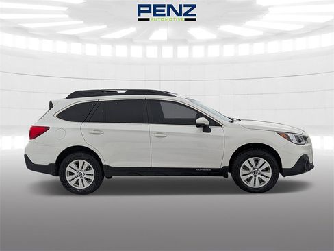 Used 2019 Subaru Outback 2.5i Premium w/ Popular Package #2 image 2
