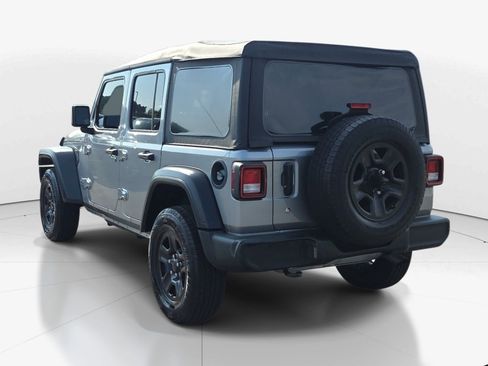 Used 2021 Jeep Wrangler Unlimited Sport AWD/4WD image 5