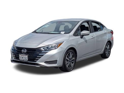 Used 2025 Nissan Versa SV FWD image 1