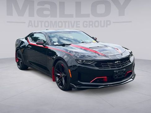 Used 2022 Chevrolet Camaro LT w/ Redline Edition RWD image 7