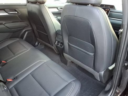 Used 2025 GMC Terrain Elevation w/ Elevation Premium Package AWD/4WD image 23