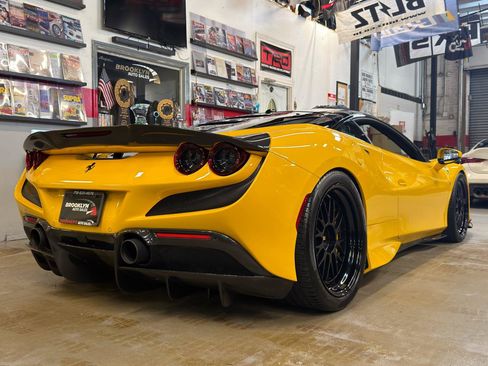 Used 2020 Ferrari F8 Tributo RWD image 7