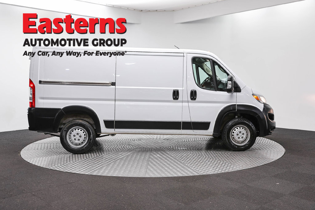 Used 2025 RAM ProMaster 2500 w/ Convenience Group FWD image 5