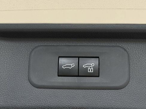 Used 2024 Toyota Grand Highlander Limited FWD image 35