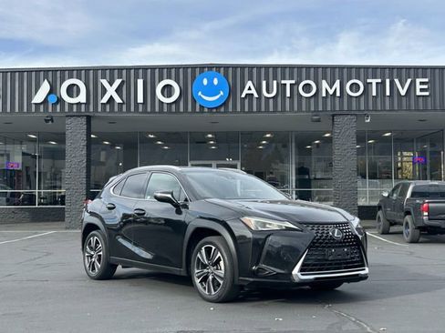 Used 2019 Lexus UX 200 w/ Accessory Package 2 FWD image 1