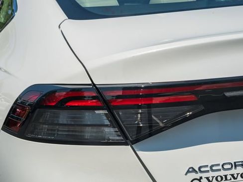 Used 2026 Honda Accord Touring image 10