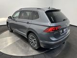 Used 2020 Volkswagen Tiguan SE w/ Panoramic Sunroof Package image 4