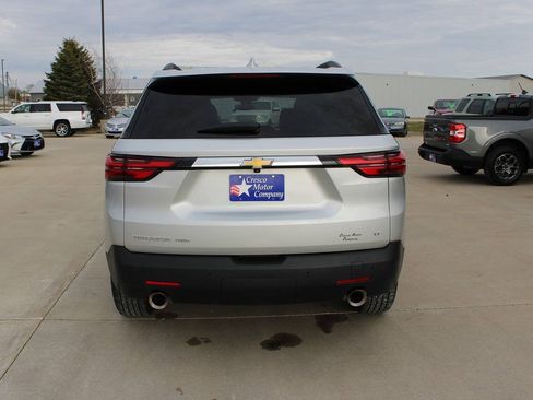 Used 2022 Chevrolet Traverse LT w/ LPO, Floor Liner Package AWD/4WD image 6
