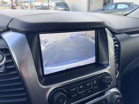 Used 2018 Chevrolet Tahoe LT image 21