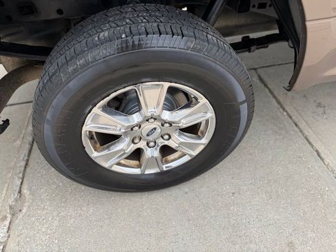 Used 2016 Ford F150 XLT w/ Equipment Group 301A Mid image 10