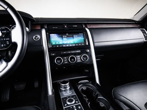 Used 2020 Land Rover Discovery HSE Luxury AWD/4WD image 19