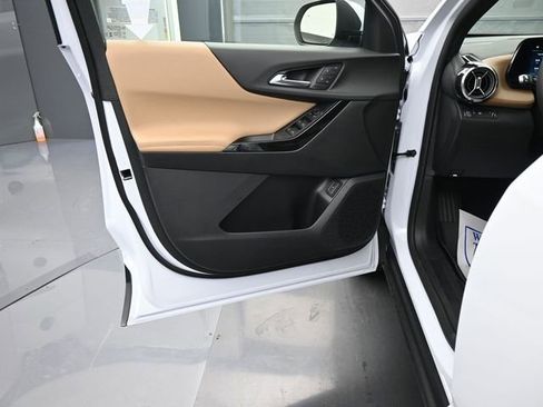 New 2026 Chevrolet Equinox ACTIV w/ Convenience Package III image 11