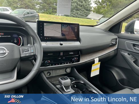 New 2026 Nissan Rogue Platinum w/ Platinum Premium Package image 7