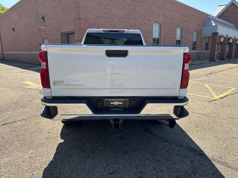 Used 2025 Chevrolet Silverado 2500 LT w/ Convenience Package AWD/4WD image 8