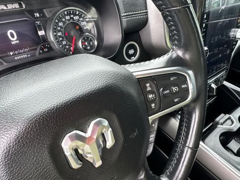 Used 2024 RAM 1500 Laramie AWD/4WD image 19