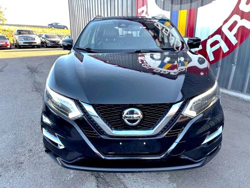 Used 2022 Nissan Rogue Sport SL w/ Premium Package image 5