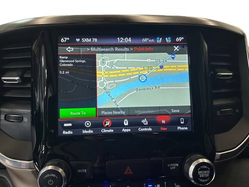 Used 2019 RAM 1500 Laramie AWD/4WD image 15