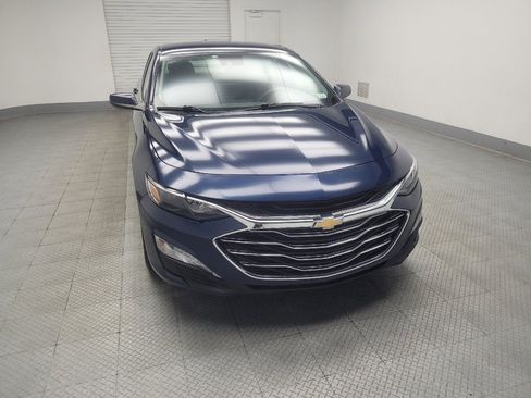 Used 2021 Chevrolet Malibu LT FWD image 14