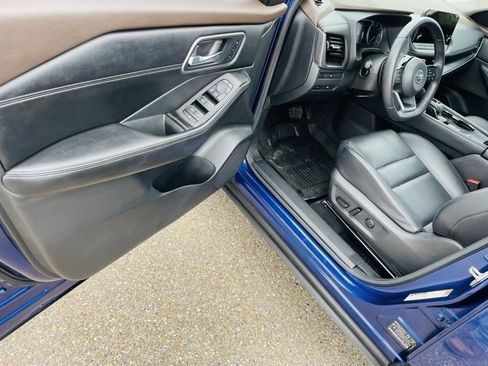 Certified 2021 Nissan Rogue SL w/ Premium Package image 20