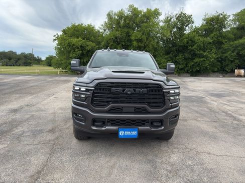 New 2026 RAM 2500 Laramie AWD/4WD image 2
