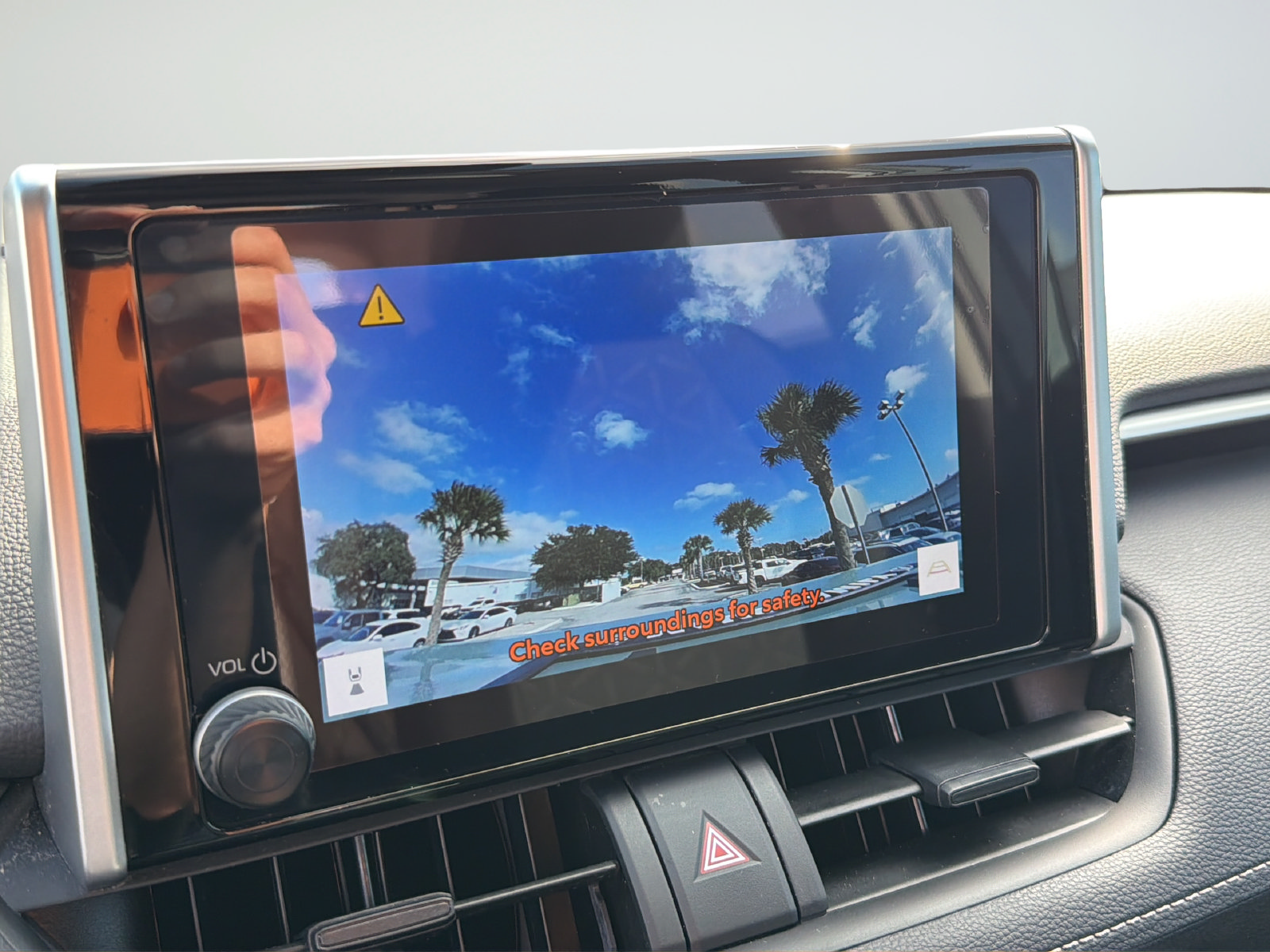 Used 2023 Toyota RAV4 XLE w/ Convenience Package FWD image 24