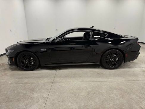Used 2025 Ford Mustang GT image 8
