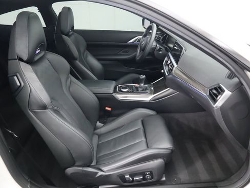 Used 2023 BMW M4 Coupe image 21