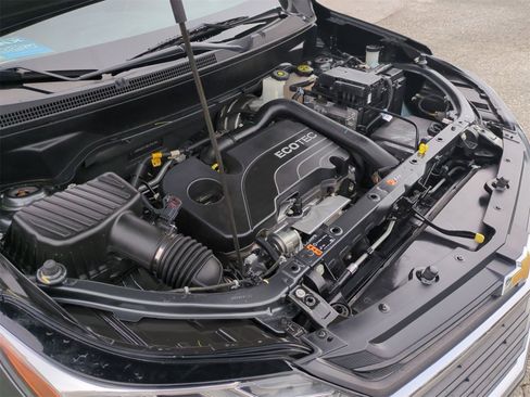 Certified 2021 Chevrolet Equinox LT image 29