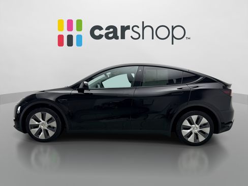 Used 2023 Tesla Model Y Long Range AWD/4WD image 2