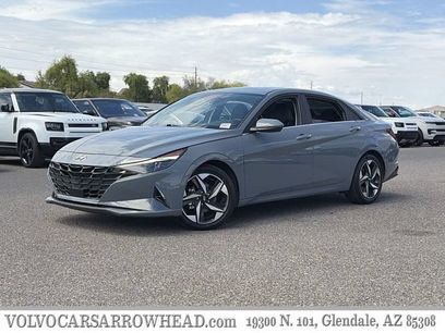 Used 2023 Hyundai Elantra Limited w/ Preferred Accessory Package