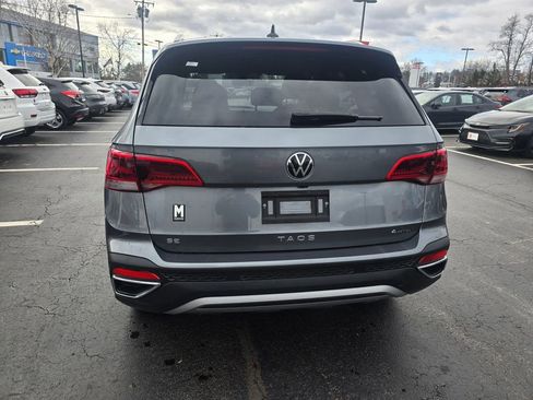 Used 2024 Volkswagen Taos SE AWD/4WD image 6