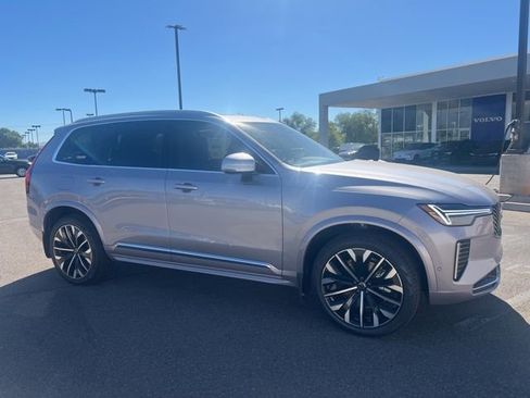 New 2026 Volvo XC90 B5 Plus w/ Protection Package image 9