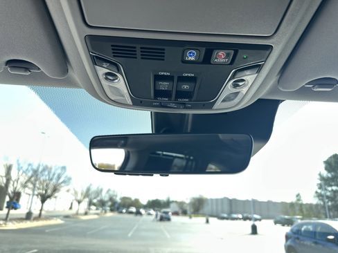 Used 2021 Honda Pilot Elite image 27