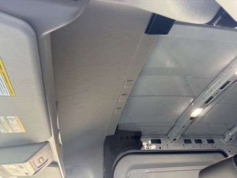 New 2025 Ford Transit 250 148 Medium Roof image 29