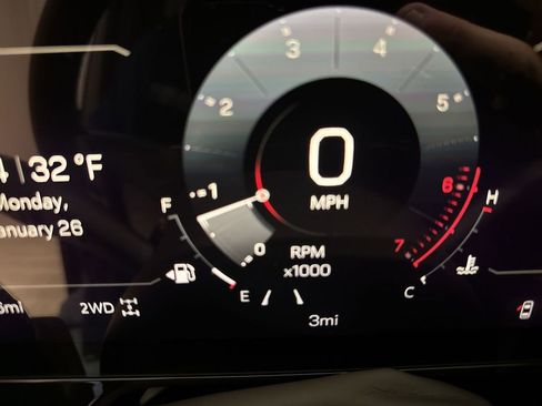 New 2026 GMC Yukon XL Elevation w/ LPO, Floor Liner Package image 12