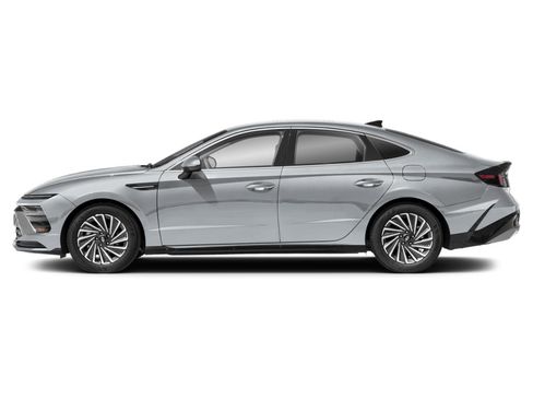 Used 2025 Hyundai Sonata SEL FWD image 3