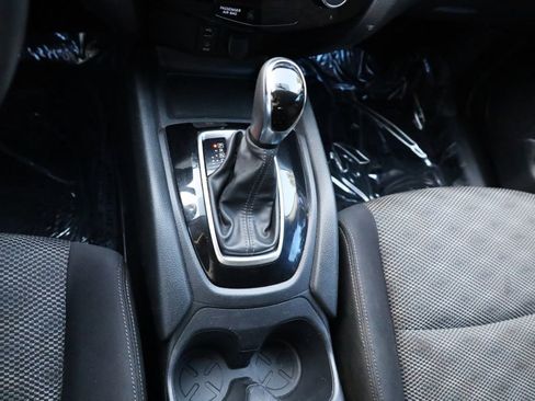 Used 2017 Nissan Rogue Sport SV image 23