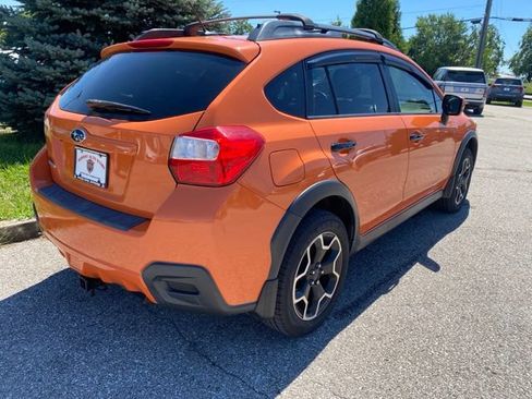 Used 2014 Subaru Crosstrek 2.0i Limited AWD/4WD image 6