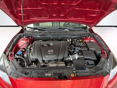 Used 2018 MAZDA MAZDA3 Grand Touring image 31