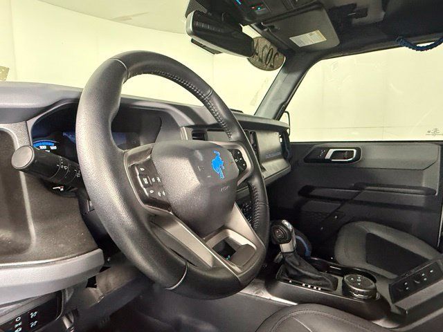Used 2024 Ford Bronco Black Diamond AWD/4WD image 6