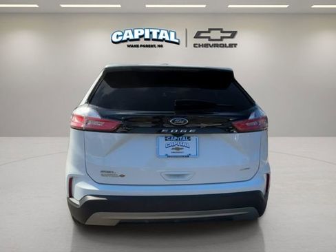 Used 2024 Ford Edge SEL image 4
