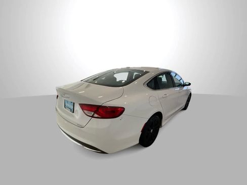 Used 2016 Chrysler 200 Limited w/ Convenience Group image 8