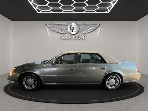 Used 2011 Cadillac DTS Luxury image 1