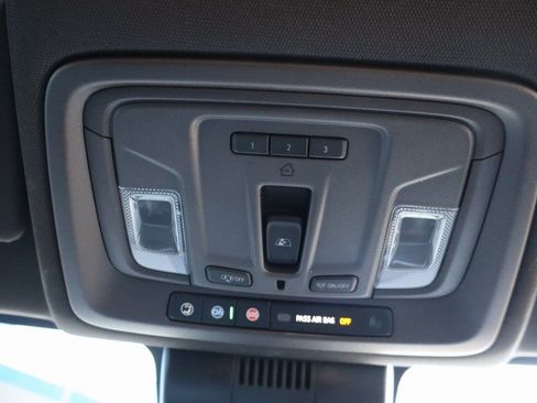 Used 2024 Chevrolet Silverado 2500 LTZ w/ LTZ Premium Package image 16