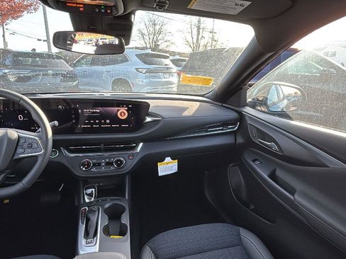 New 2025 Buick Envista Preferred w/ Convenience I Package image 26