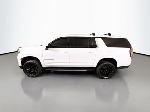 Used 2023 Chevrolet Suburban LT w/ Max Trailering Package AWD/4WD image 4