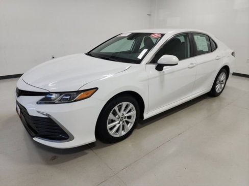 Certified 2023 Toyota Camry LE FWD image 3
