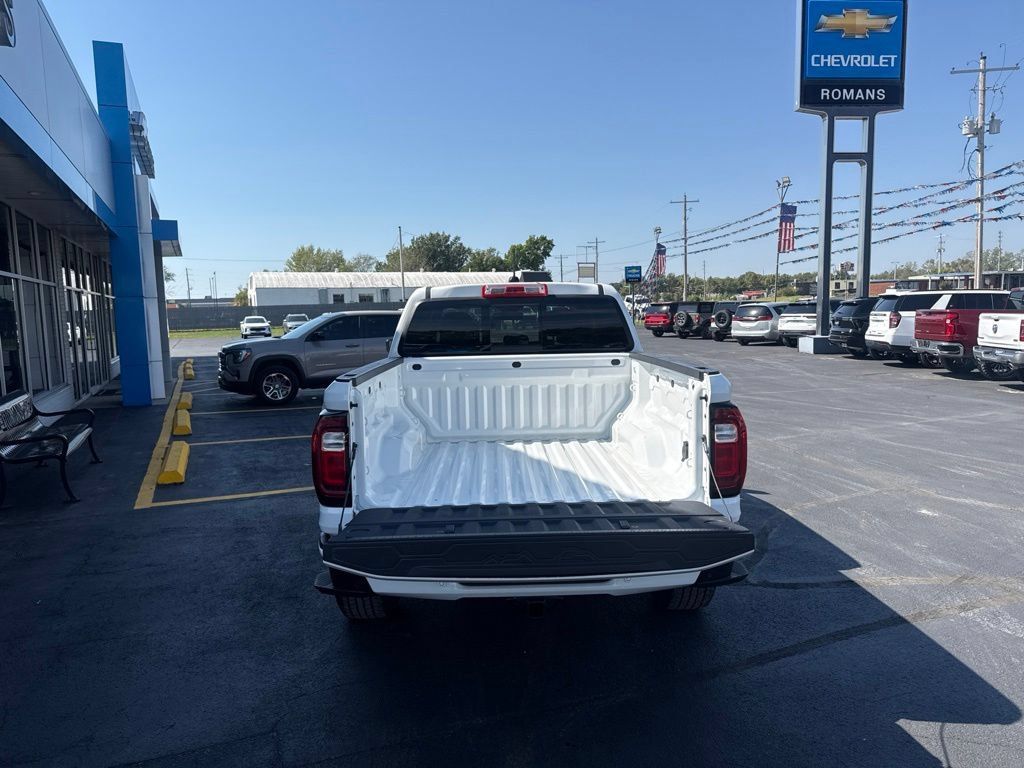 Used 2026 GMC Canyon Elevation w/ Convenience Package RWD image 6